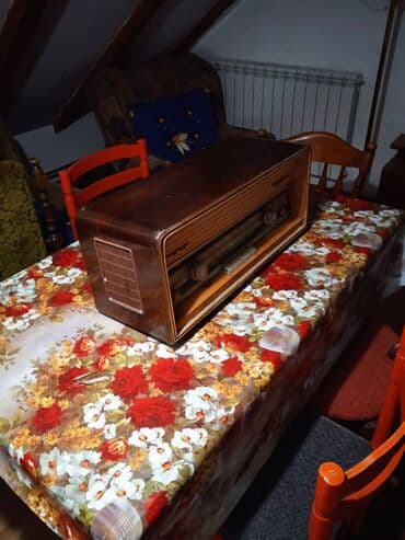 bas pojacala: Stari radio aparati — 10