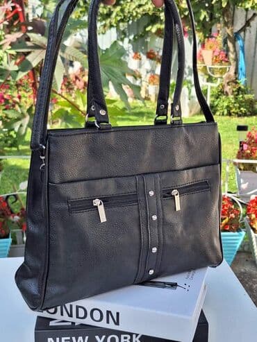 tommy hilfiger d: Prelepi modeli ženskih torbi
Cena 2500 din — 13