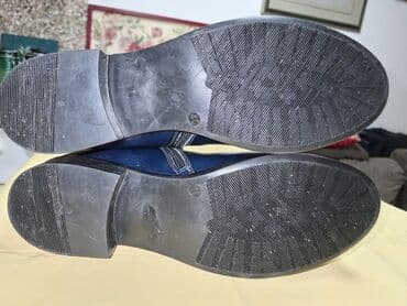 ženske haljine za svaki dan: Braon čizmice br. 40,sve koža,1900 din nošene . Crvene — 14