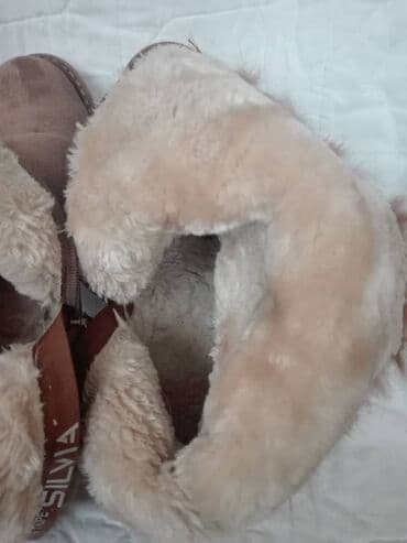 Women's Footwear: High boots, 38 — 7