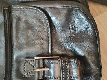 suknje od brusene koze: Manual kožna torba

u dobrom stanju. jedino glavni raiferslus ne radi — 1