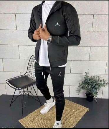 Kaputi i mantili: Komplet, S, Nike, bоја - Crna — 2