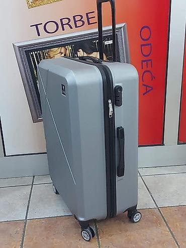 Veliki kofer sa 4 tockicasifra za zakljucavanje,odlican
SAMO 4800din