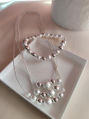 prada ogrlica: Set nakita žig 925 Elegantni srebrni set zig 925, sastavljen od: - — 3