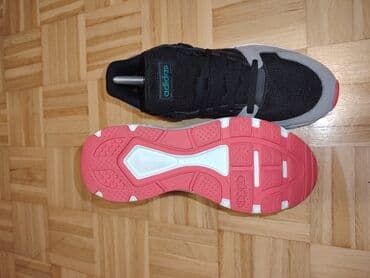 Ženska obuća: Adidas, 39.5, bоја - Šareno — 4