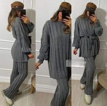 Women's Clothing: Uni — 2