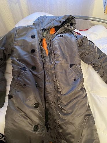 dzemper sa srcima: Zimska duga parka/jakna, maslinasto‑sive boje, sa kapuljačom i toplom — 3