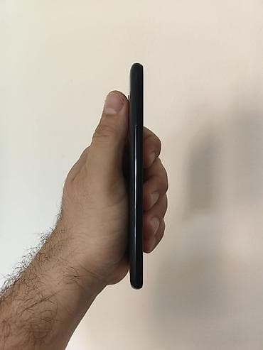 samsung m10 cena: Samsung A20e dual sim, otključan za sve mreže. Ima 3/32 gb memorije — 3