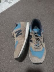 Donji delovi trenerke: Patike, veličina - 45 — 2