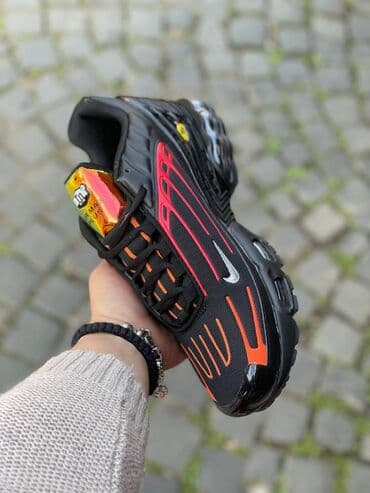 nike react zenske patike: Trainers, size - 46 — 2