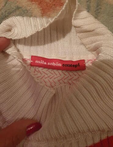 navijacke majice srbija: MILA SCHON concept crvena majica sa sljokicama - strasom. Polu rolka — 5