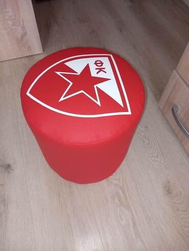 kožne stolice: 2400 din ima jos 140 kom
33x33 kozni — 3