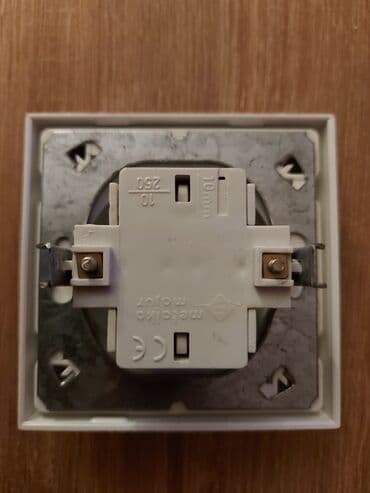 pec na pelet kupujem: Jednopolni elektro prekidač 10A/250V u odličnom stanju — 2