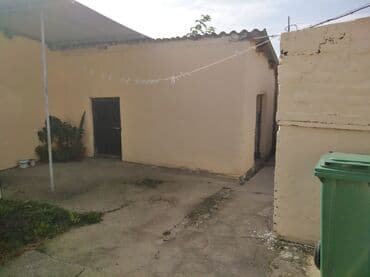 kuce na selu: 100 kv. m, 3 sobe — 17