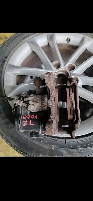 rolsue cena: AUDI Q7 4M 3 ZADNJA KOCNICA KLJESTA SAPA | Audi q7 q5 q3 q2 A1 A3 A4 — 2