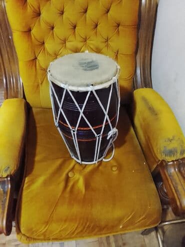 Tradicionalni ručno vezani dvooglavi bubanj (tip dholak/nafram) - — 4