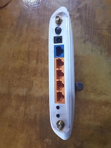 Computers, Laptops & Tablets: TP Link 300Mbps Wireless N Router TL-WR841ND HARDWARE FEATURES — 2