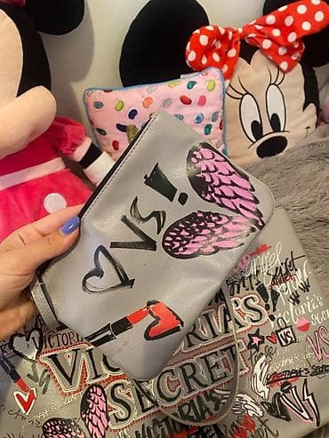 Victorias secret original kozna torba olus manja pismo 3000 din
