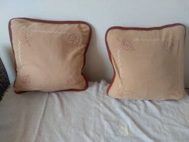 sat sa pticama: Dekorativni jastuk — 1