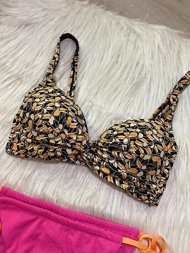 🔥 Primark kupaći 

Velicina M 
Cena 1.600 din🟨🟨 — 1