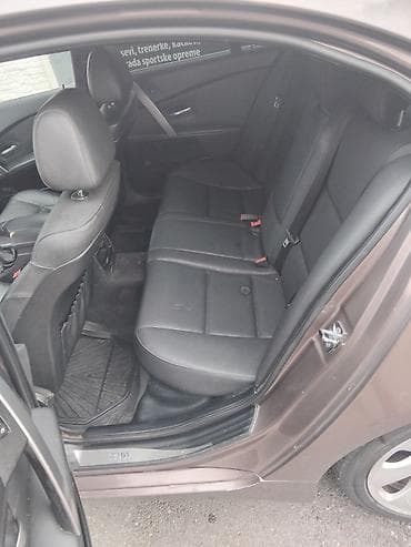 polovne pagode: BMW Serija 5 (E60) – limuzina u braon metalik boji - Motor: redni — 8