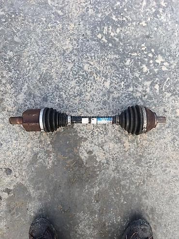 volan za audi a4: POLUOSOVINA ZA VOLKSWAGEN GOLF 6, NOVA BUBA, PASSAT B6 . OD 2008. DO — 1