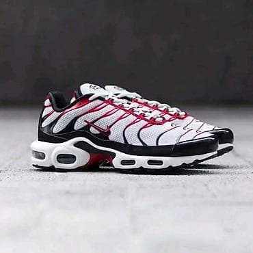 znakovi patika: Nike TN A klasa
Cena: 4999 din
Brojevi: 41-46
PS✨ — 1