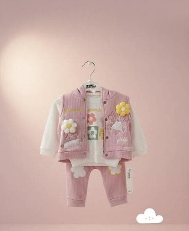 komplet odece: 6/9-12/18m
18 00🧚🏻‍♀️🌀🌀 — 1