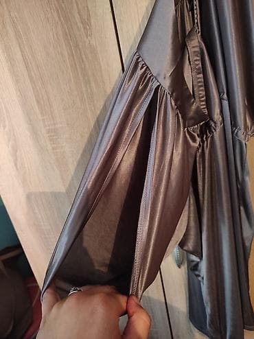 luna tunike: Satenasta bluza sa otvorenim ramenima – siva/metaliksiva - Materijal — 4