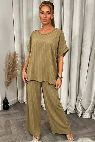 kompleti za devojke: Ženski komplet – široke pantalone i oversize majica sa kratkim — 3