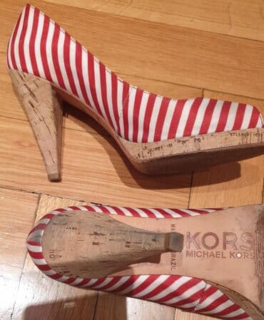 korseti ispod sakoa: Salonke, Michael Kors, 36.5 — 2