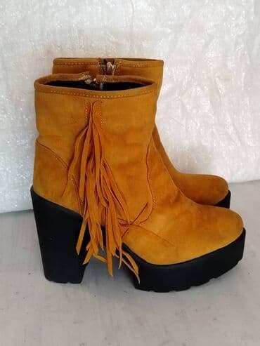 Women's Sneakers and athletic shoes: High boots, 38 — 1