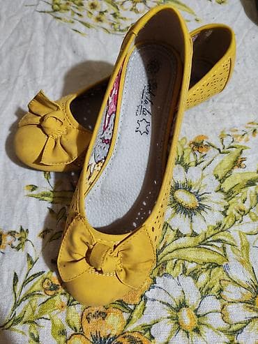 baletanke zenske: Ženske baletanke u jarko žutoj boji sa mašnom na špicu. Gornjište sa — 2