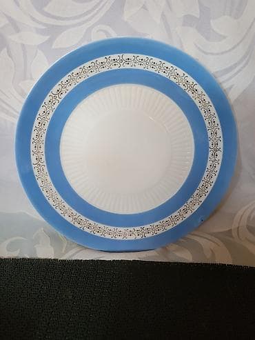 vitrina kora forma ideale: Set nemacki iz 1960,70te.godine. Nemacki trodelni set perfektan,sve — 9