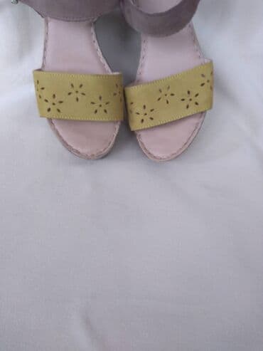 oksfordice sa platformom: Sandals, Aeros, 38 — 8