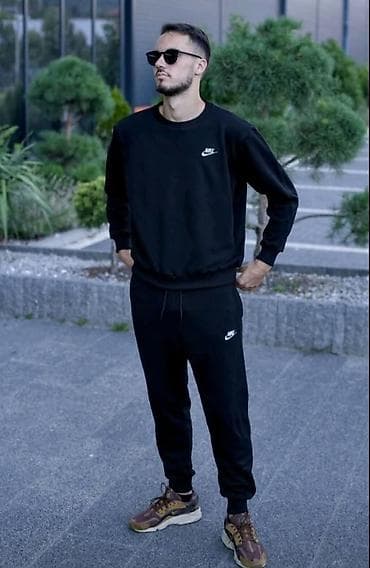 dva dzempera d: Muska komplet trenerka M L XL XXL 2100 din na seriju Vezen znak — 1