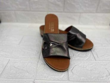 najk papuče: 36-40
1600 din
Roba sa kosova — 8