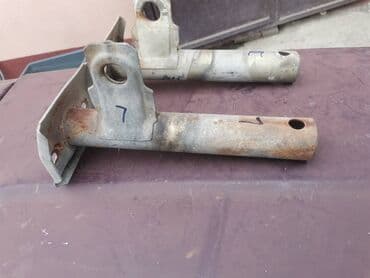 polovne letnje gume 215 55 r16: Nosaci prednjeg branika Lada 2104 Karavan, Lada 2105. Polovno — 9