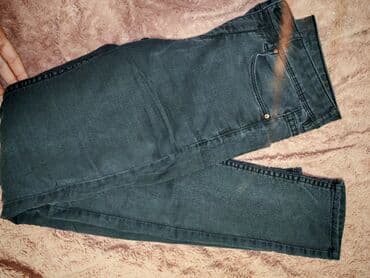 Trenerke: Ženske farmerke – nekoliko para Cena za dva para koju imaju ostecenja — 27