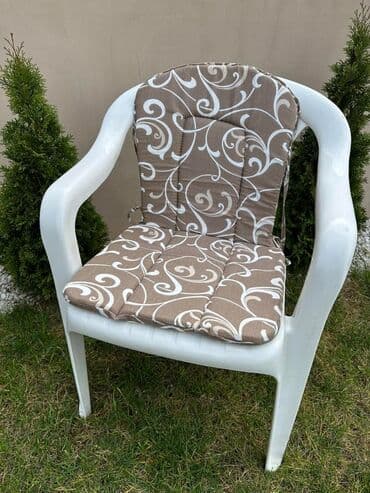 podmetači za stolice: Podmetači za stolice od table sundjera️ Dimenzije podmetača:82x40️ — 2