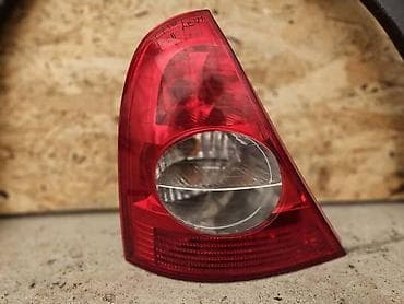 STOP SVETLO LAMPA ZA RENAULT CLIO OD 2001. DO 2003. GOD na lalafo.rs STOP SVETLO LAMPA ZA RENAULT CLIO OD 2001. DO 2003. GOD