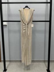 new yorker haljine 2022: 3100
Si — 2