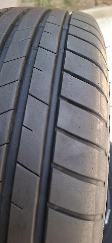 ms gume cena: 185 65 R15 Lassa. Prodajem 4kom polovne letnje auto gume dimenzije 185 — 6