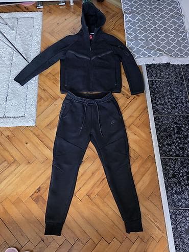 zuta nike jakna: Trenerka Nike, bоја - Crna — 2