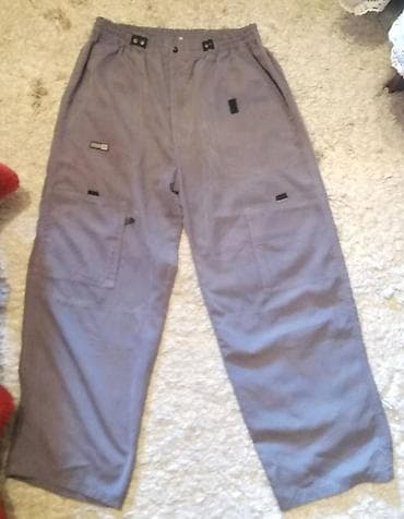 Ocean sportske pantalone Ocean sportske pantalone sa šest džepova i