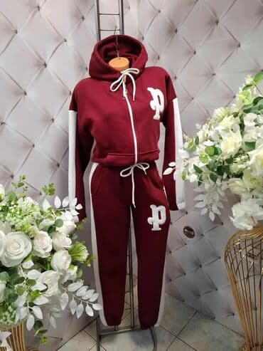 Dvoderni ženski komplet trenerke – dukserica sa kapuljačom i donji deo