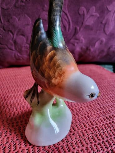 staklene flase cena: Figura nova iz 60ih madjarski porcelan bodrogkereszturi. Visina — 4