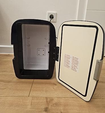 aparat za espresso cena: Mini frizider PININFARINA YT-A-500 Ispravan mini frizider poznatog — 2