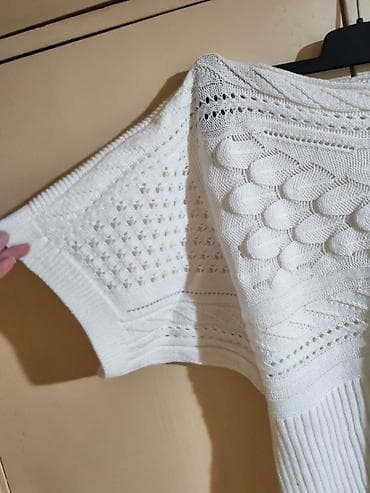 doca torbe nis: Bela pletena ženska bluzica/pončo kroja - Boja: čista bela - — 2