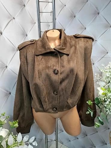 Sweatpants: Ženska kraća jakna od mekane velur/antilop tkanine, vintage kroj sa — 3